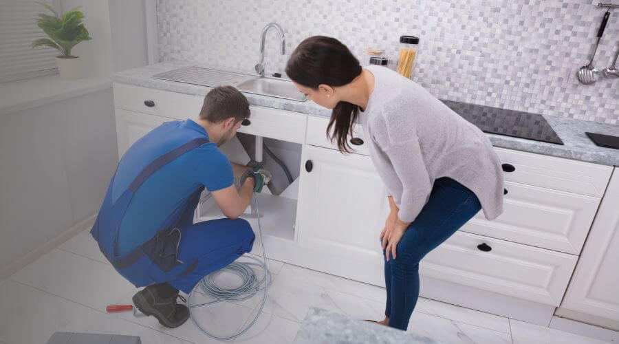 Professional sink repair in Illiopolis, IL